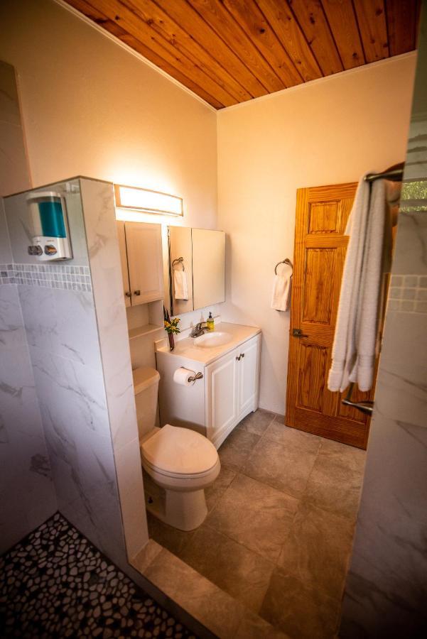 Hibiscus Suite At Sunset Serenade Cruz Bay Exterior photo